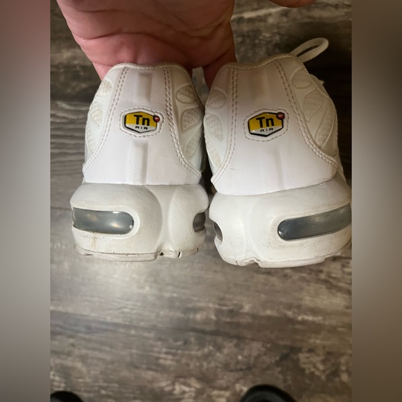 Nikes - Picture 6 of 7